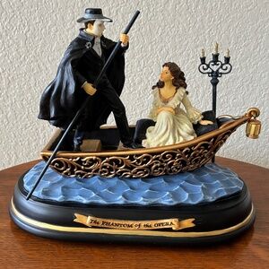 Original LTD Phantom of the Opera Journey to the Phantom’s Lair Music Box